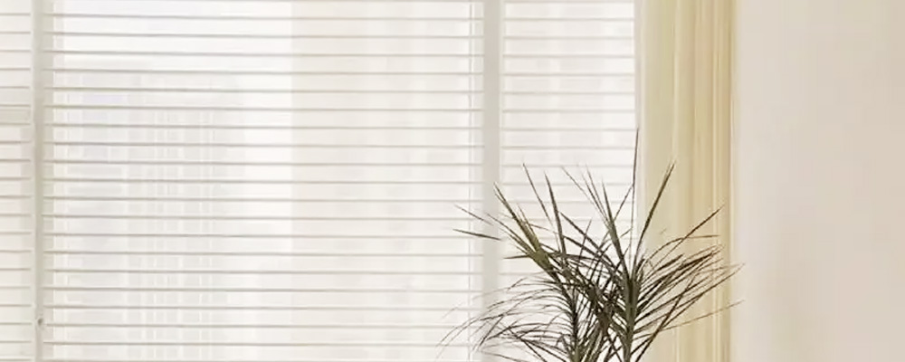 home-evian-001-1000x400